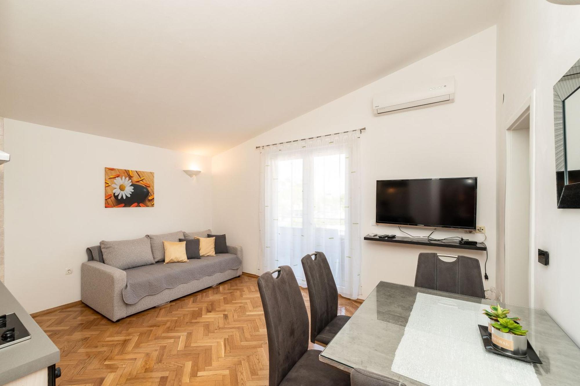 Apartments Dalmatia (Adults Only) Privlaka  Bagian luar foto