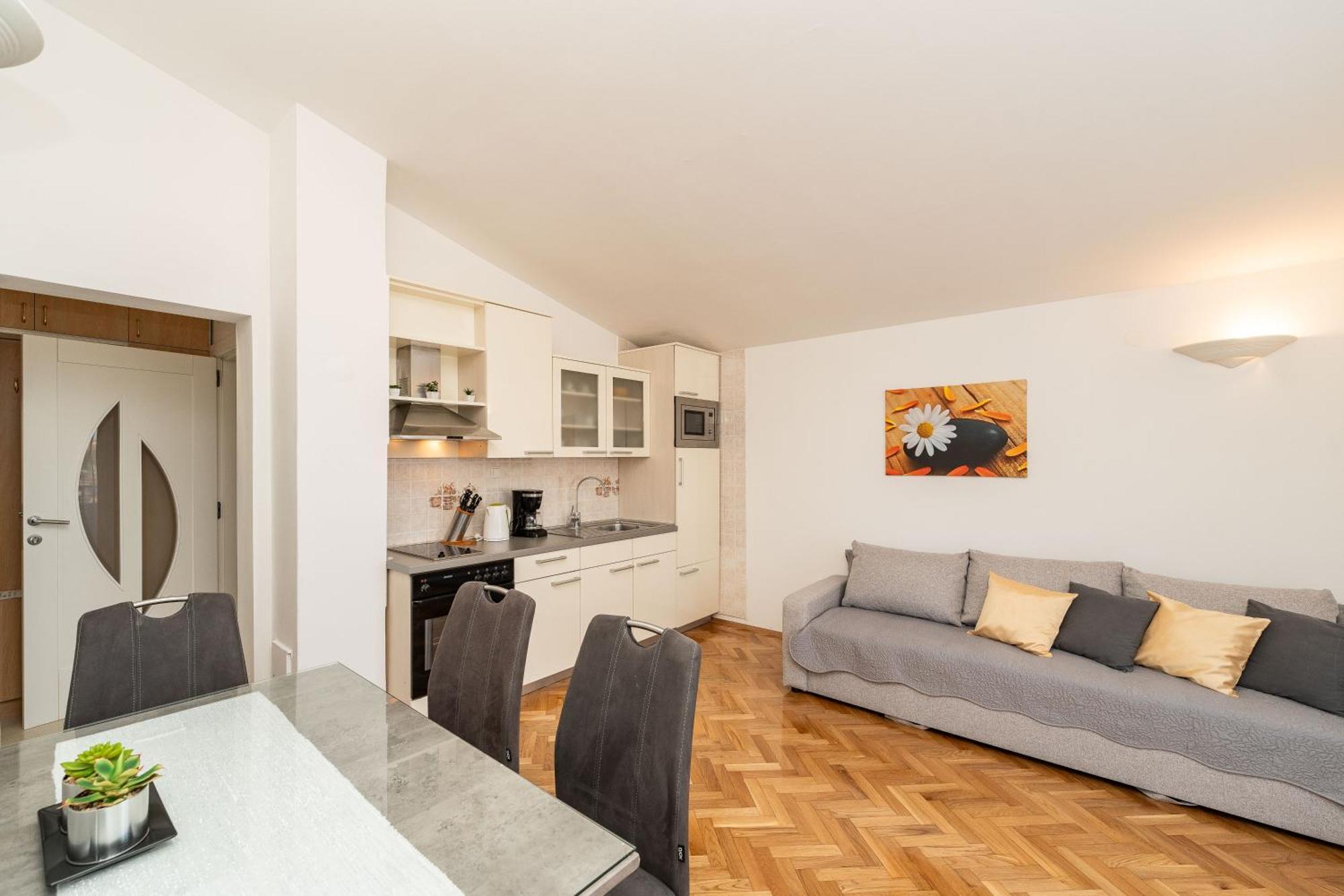 Apartments Dalmatia (Adults Only) Privlaka  Bagian luar foto