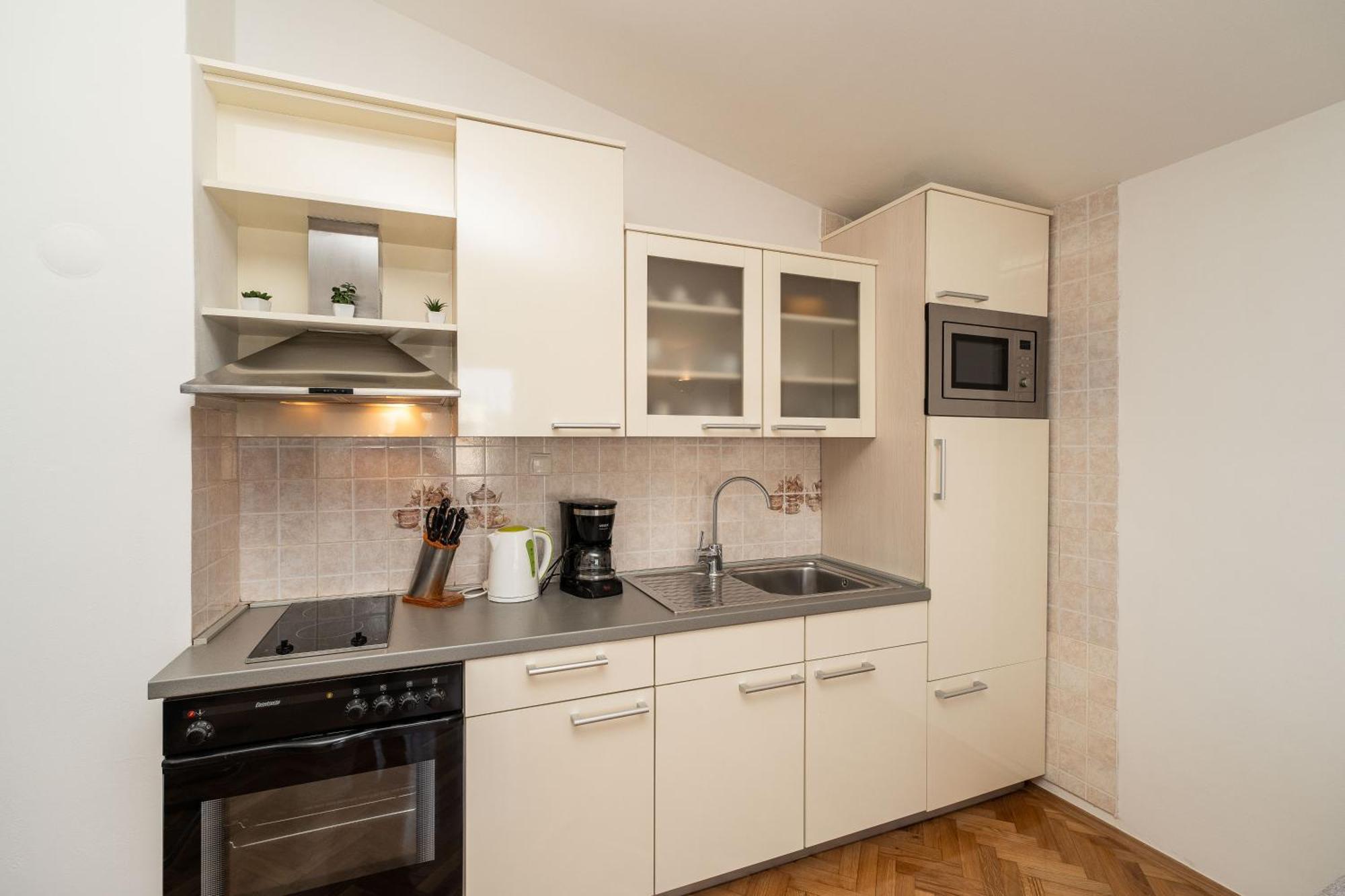 Apartments Dalmatia (Adults Only) Privlaka  Bagian luar foto
