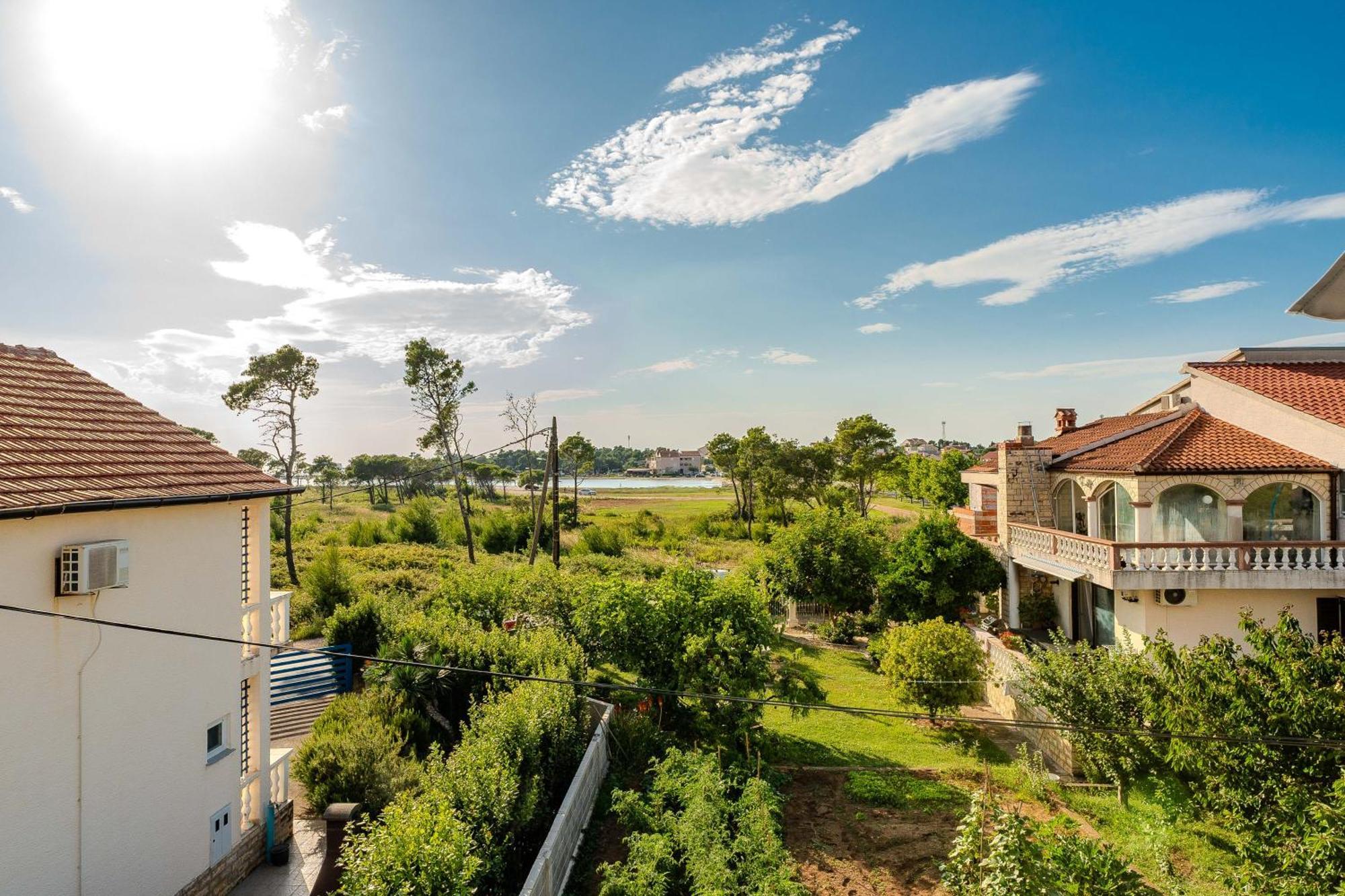 Apartments Dalmatia (Adults Only) Privlaka  Bagian luar foto