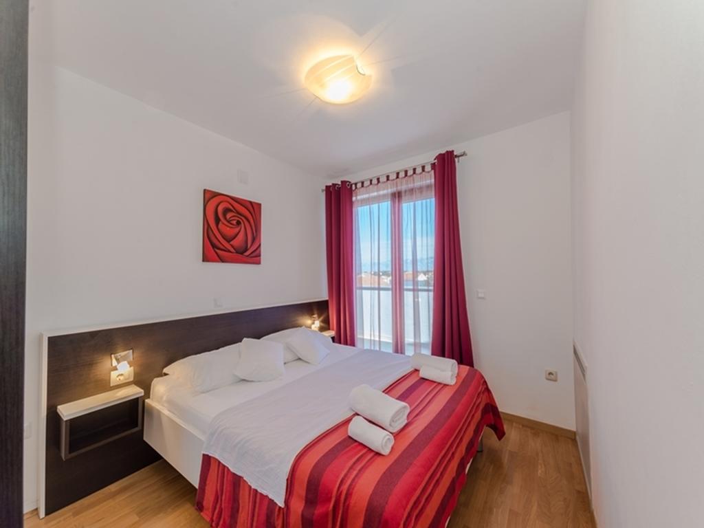 Apartments Dalmatia (Adults Only) Privlaka  Bagian luar foto