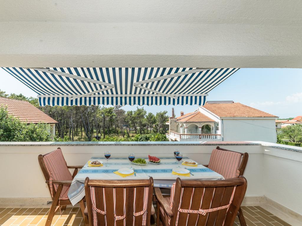 Apartments Dalmatia (Adults Only) Privlaka  Bagian luar foto