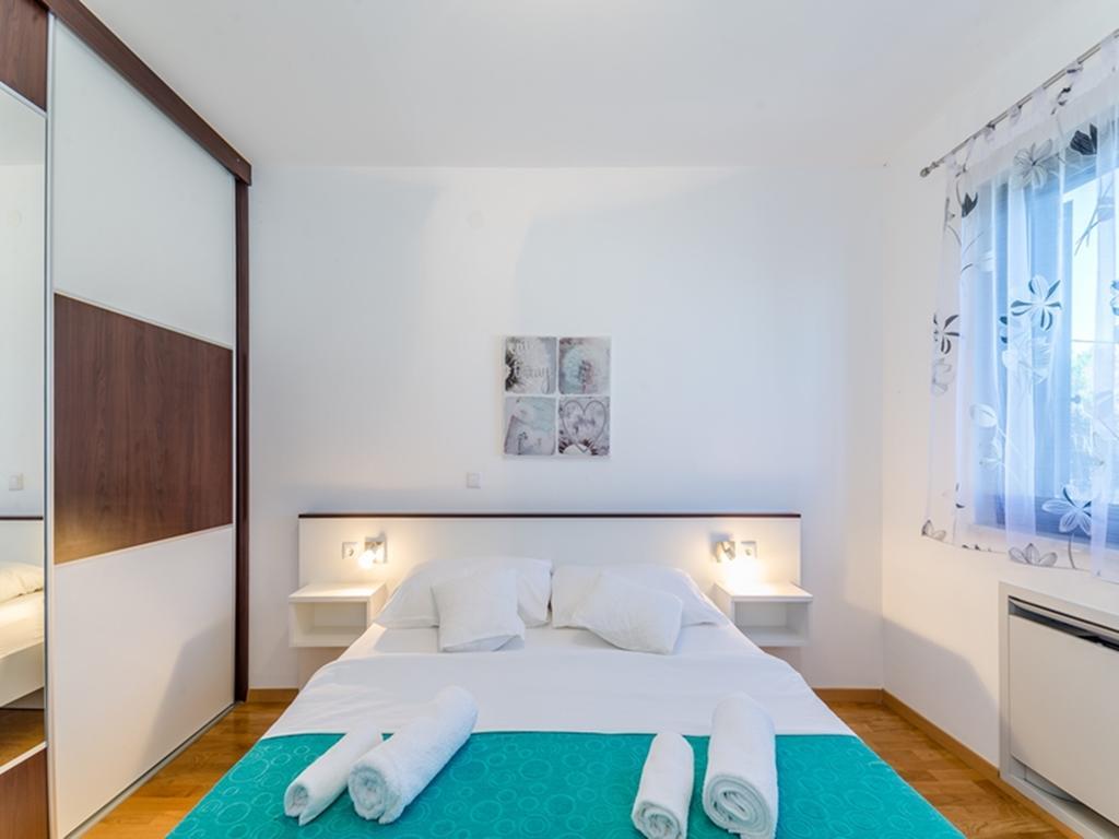 Apartments Dalmatia (Adults Only) Privlaka  Bagian luar foto